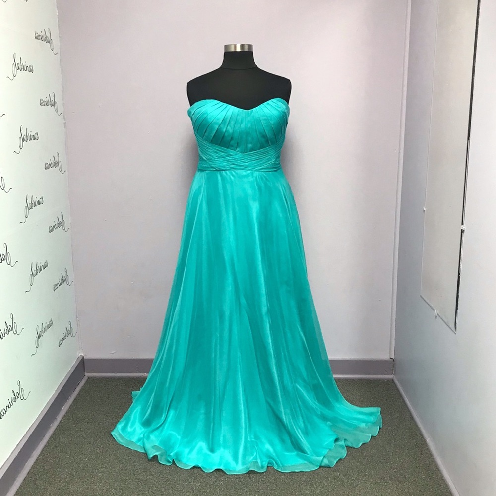 Alyce Paris - Style 35780 - Size 22 - Pool